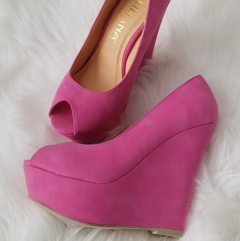 Liliana peep toe platform wedges